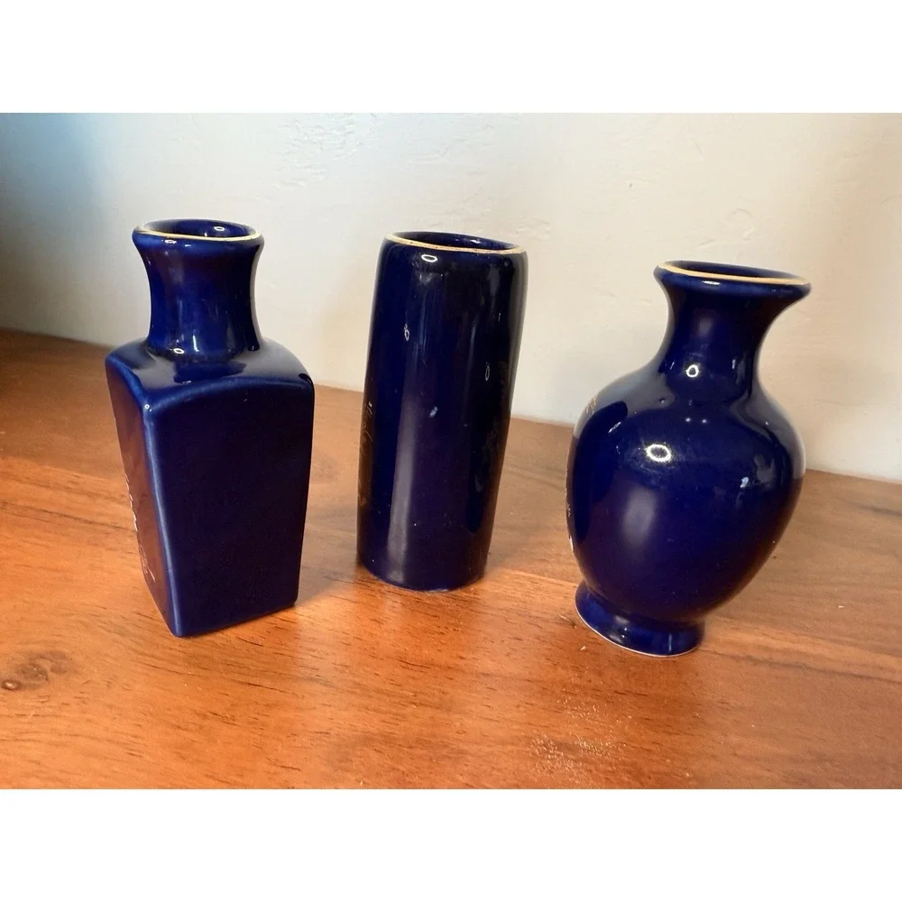 Vintage Toyo Japanese Mini Vases Cobalt Blue with Gold Trim Kutani Style Set 3
